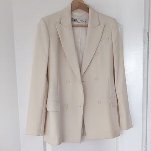 Zara Ivory Tailored Blazer